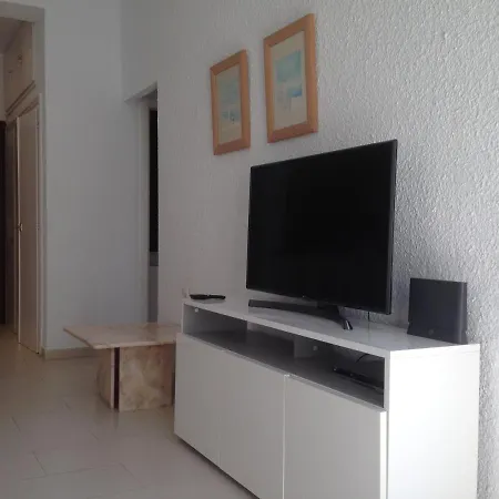 Skol - 1 Bedroom With Sea Views * 马尔韦利亚